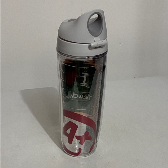'I ♥ Teaching' Tervis 24oz. Water Bottle with Gray Lid - Picture 3 of 7